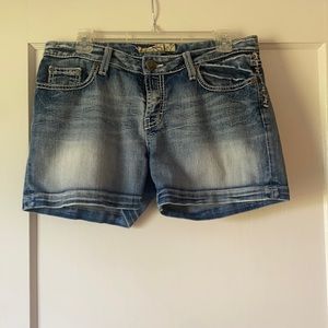 BKE shorts size 30